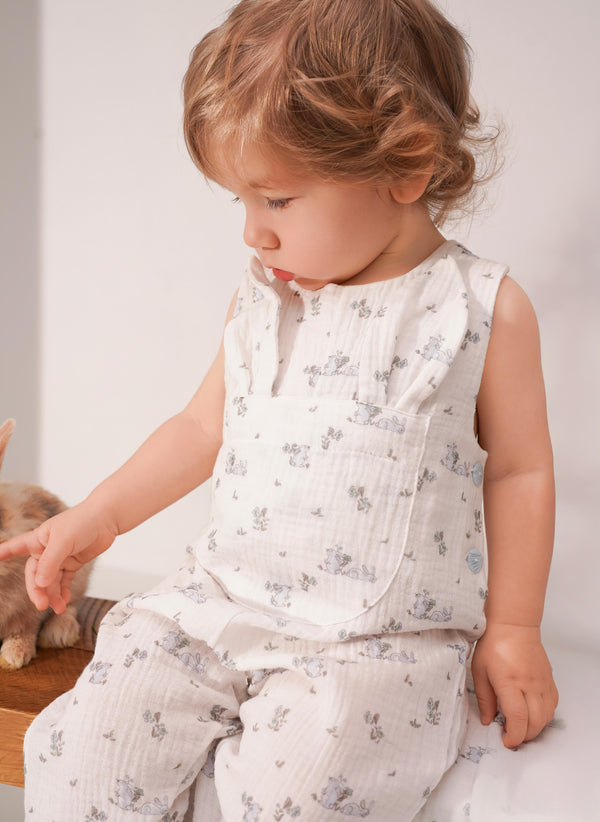 Salopeta cu iepurasi blue din muselina